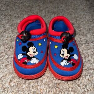 Mickey Mouse Water Shoes Toddler Size 5/6 Blue Red